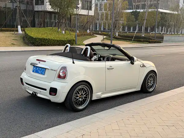 MINI ROADSTER 2012