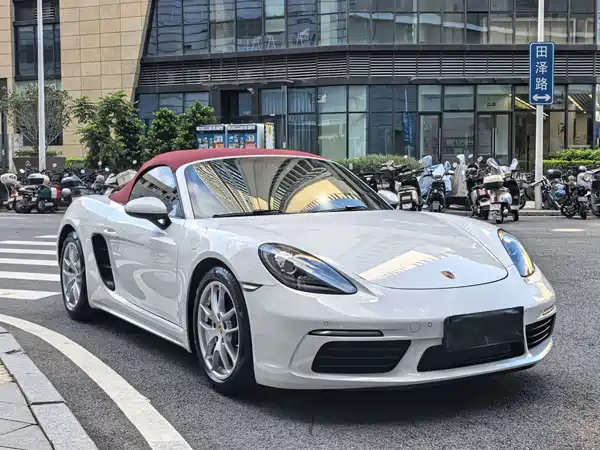 Porsche 718 2022
