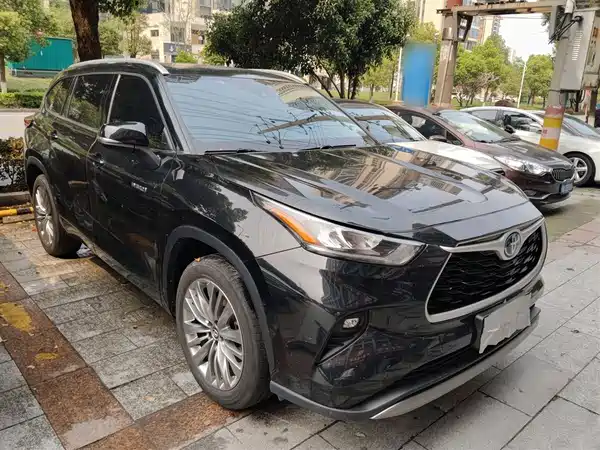 Toyota Highlander 2022