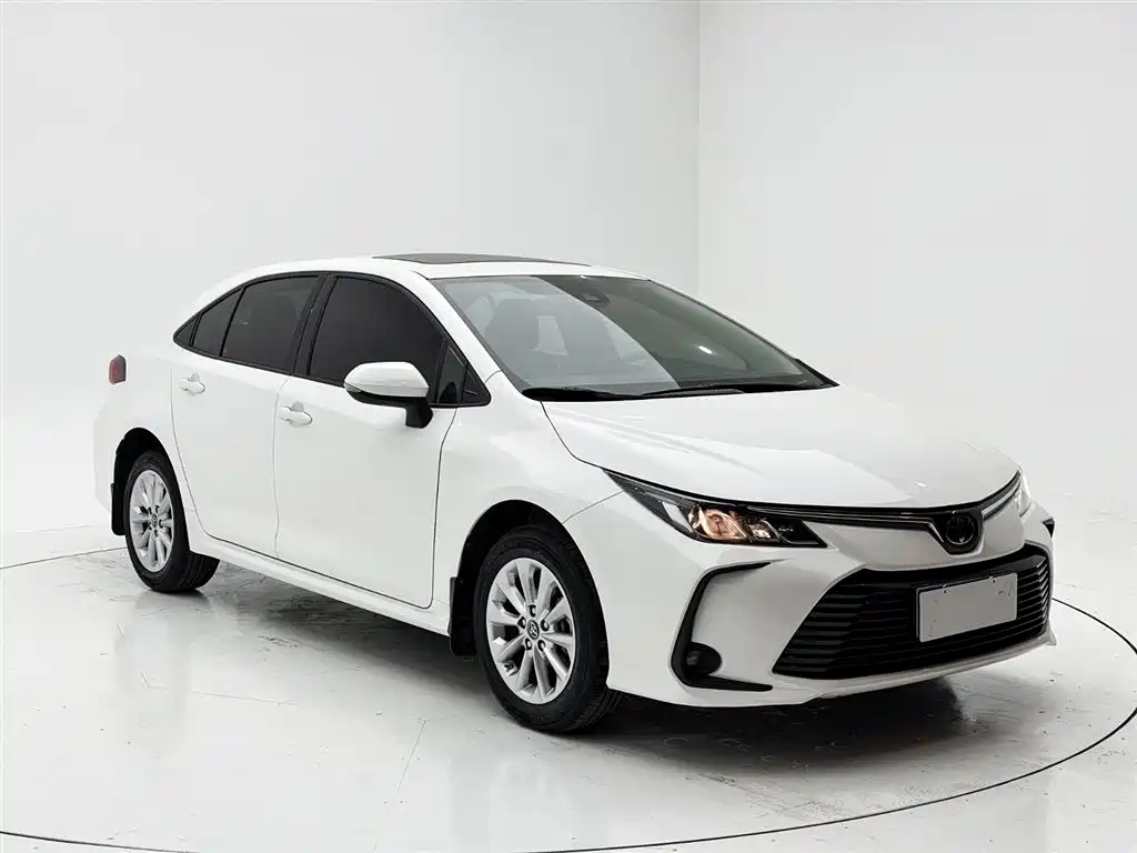 Toyota Corolla 2021 — фото 3