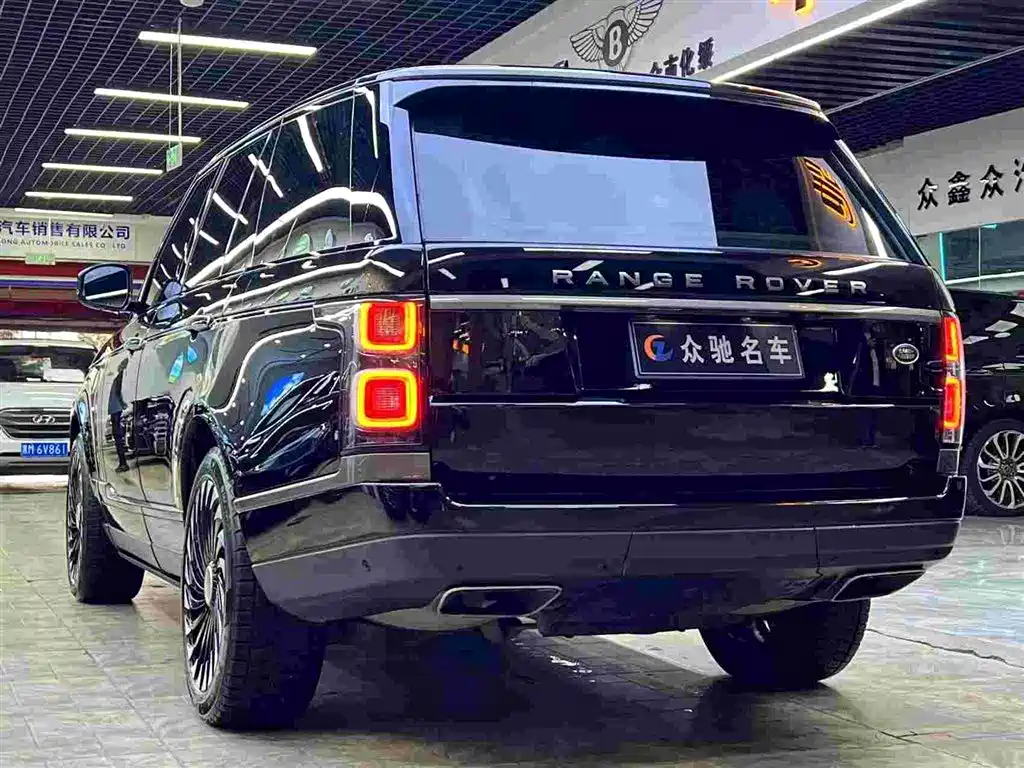 Land Rover Range Rover 2018 — фото 9