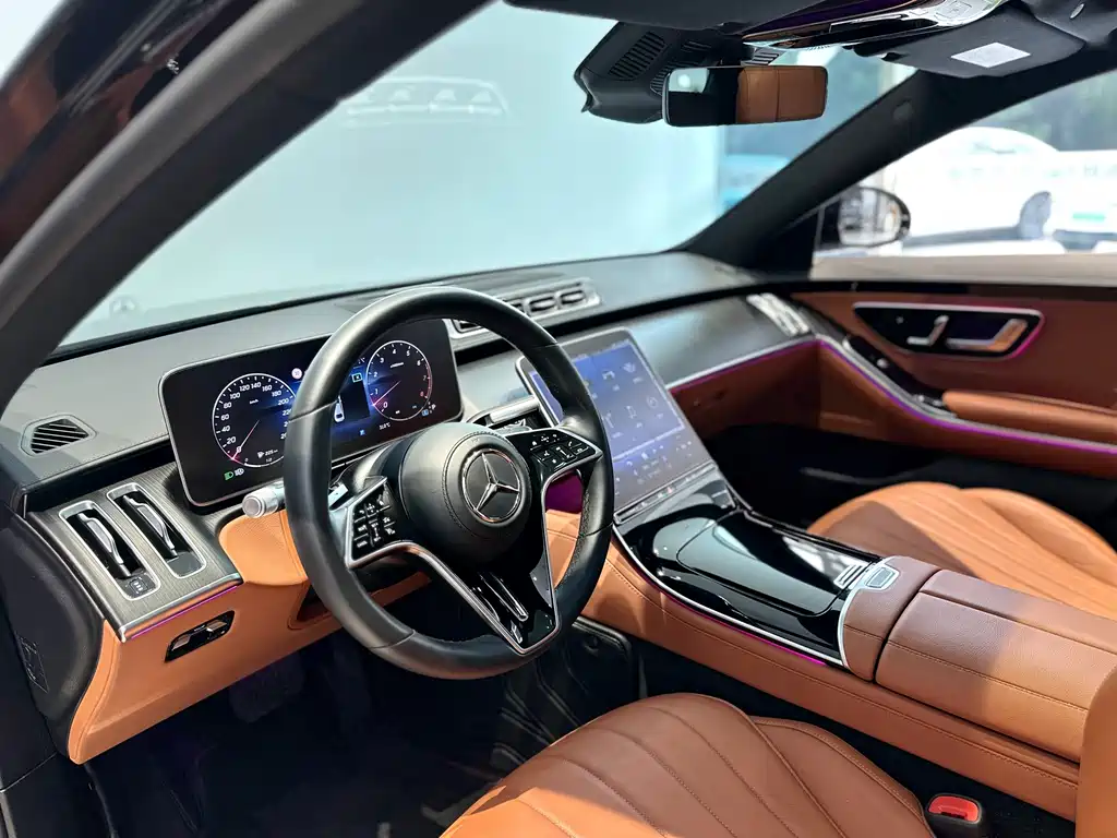 Mercedes-Benz S-Class 2025 — фото 10