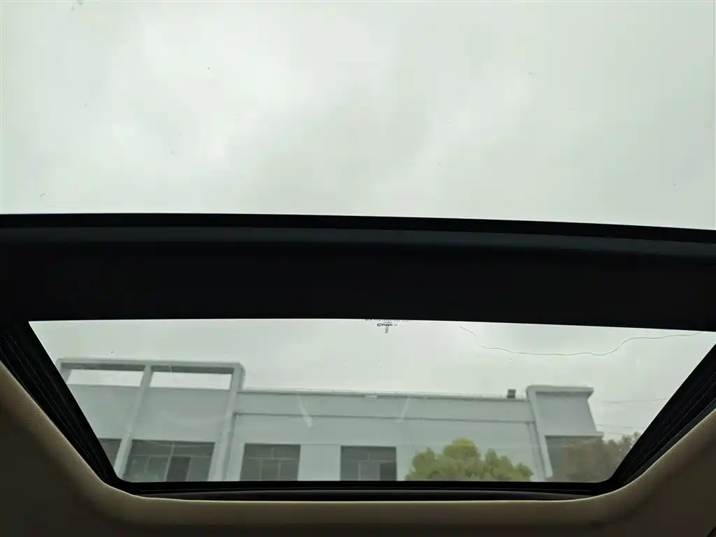 Lincoln MKC 2015 — фото 18