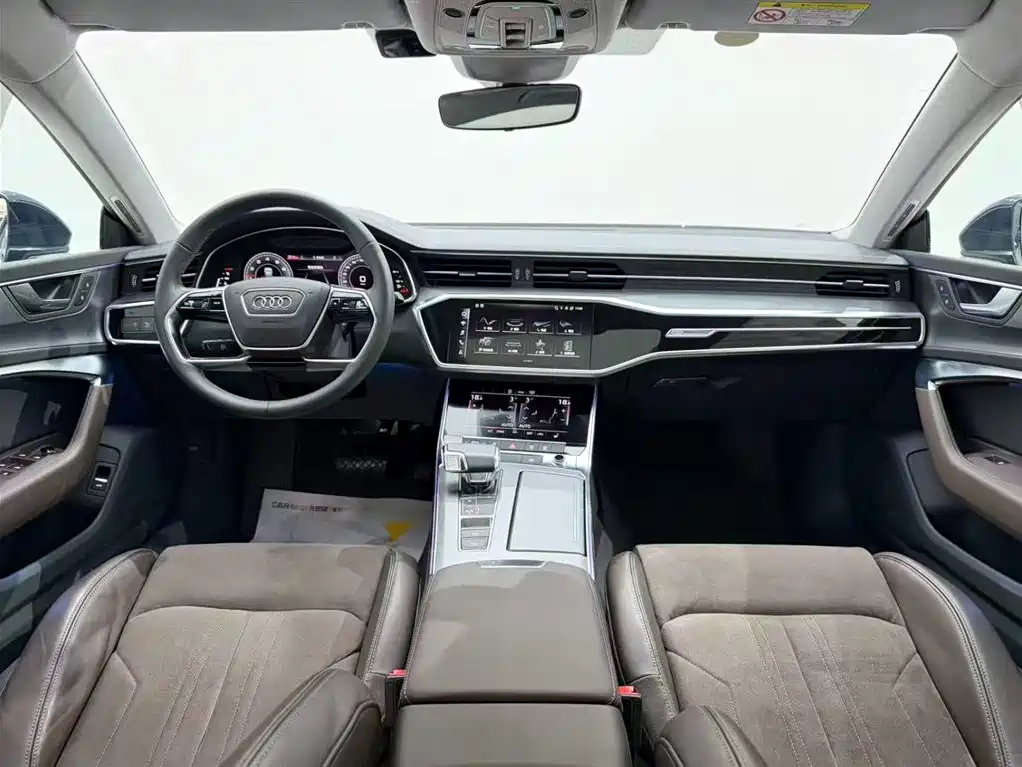 Audi A7L 2023 — фото 3
