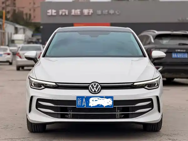 Volkswagen Golf 2026
