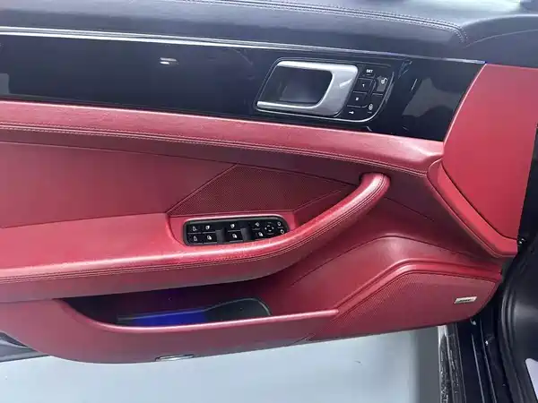 Porsche Panamera 2018