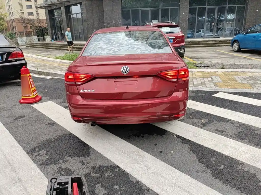 Volkswagen Lavida 2016
