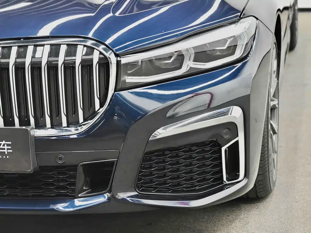 BMW 7 Series 2019 — фото 13