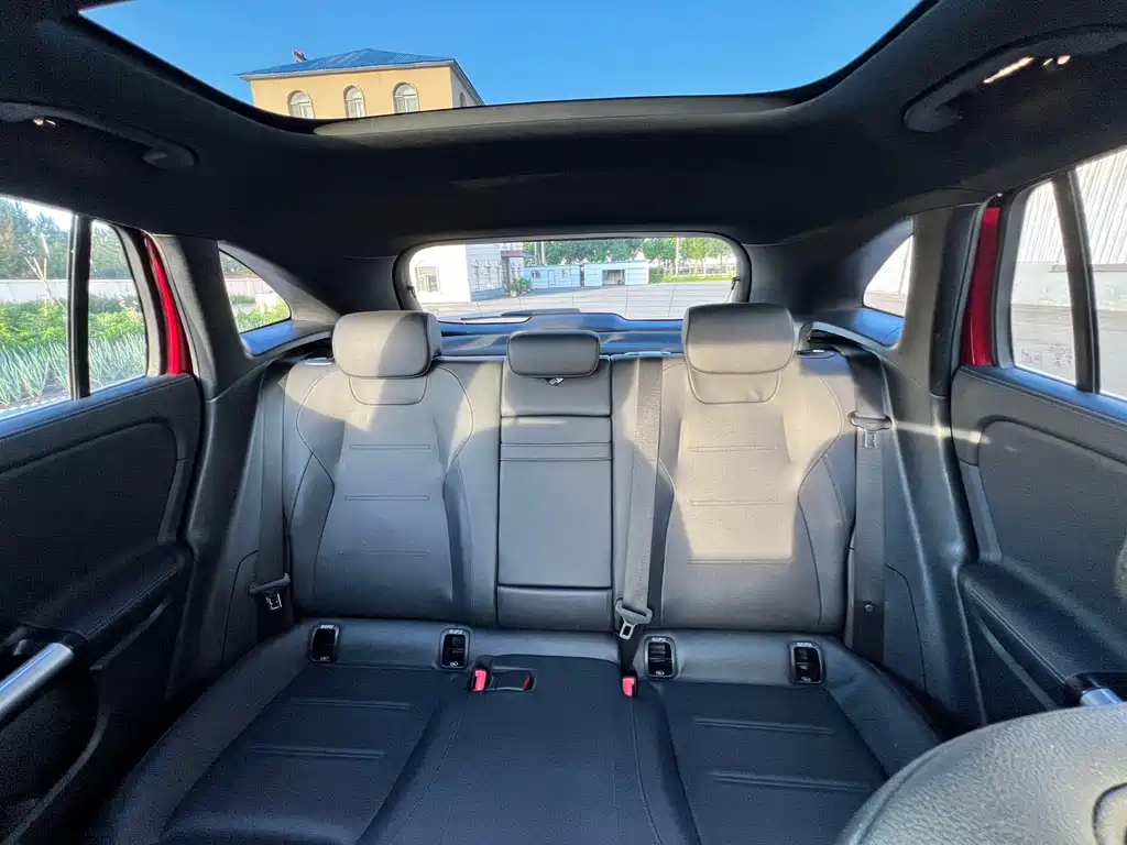 Mercedes-Benz GLA 2021 — фото 16
