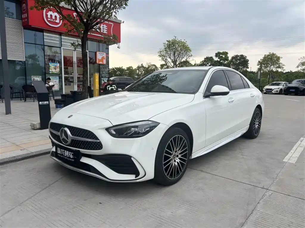 Mercedes-Benz C-Class 2023 — фото 1