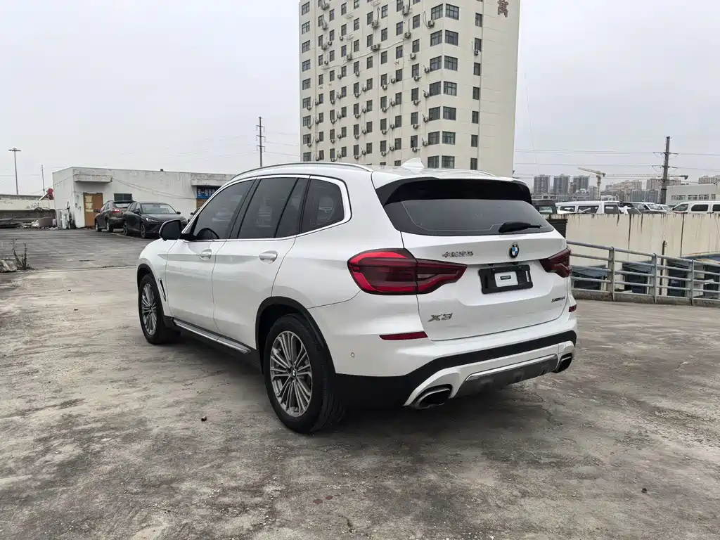 BMW X3 2019 — фото 7