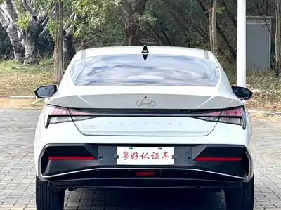 Hyundai Elantra 2024