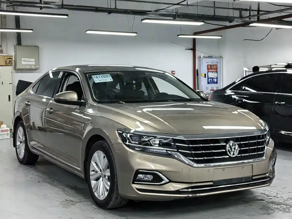 Volkswagen Passat 2019 — фото 3