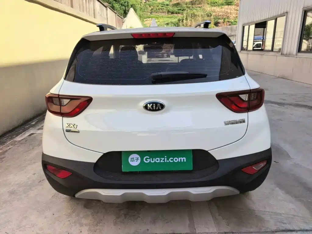 Kia KX1 2020