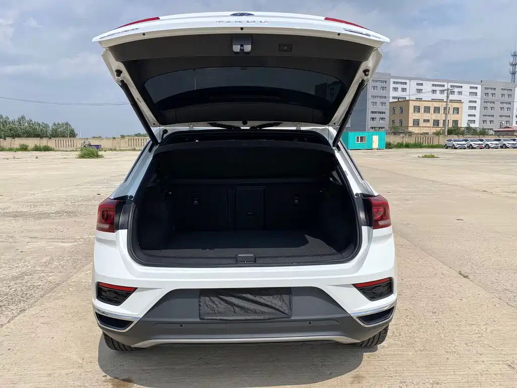 Volkswagen T-Roc 2022 — фото 23