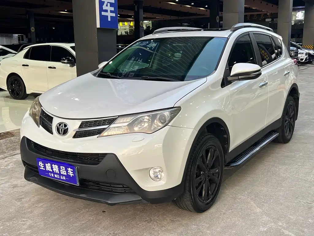 Toyota RAV4 2015