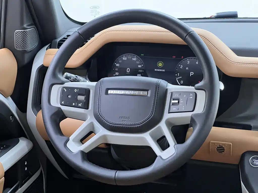 Land Rover Defender 2023 — фото 15