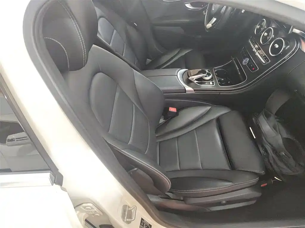 Mercedes-Benz C-Class 2015 — фото 20