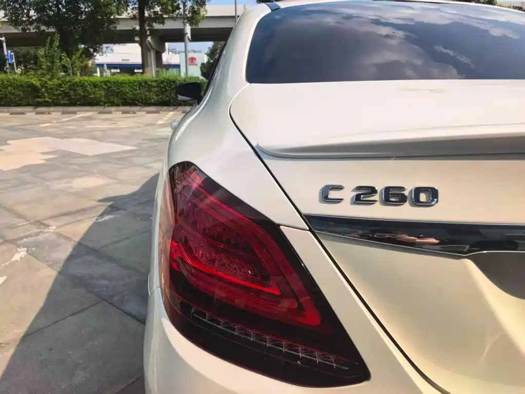 Mercedes-Benz C-Class 2019