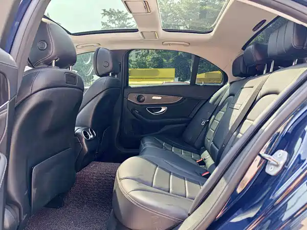 Mercedes-Benz C-Class 2018
