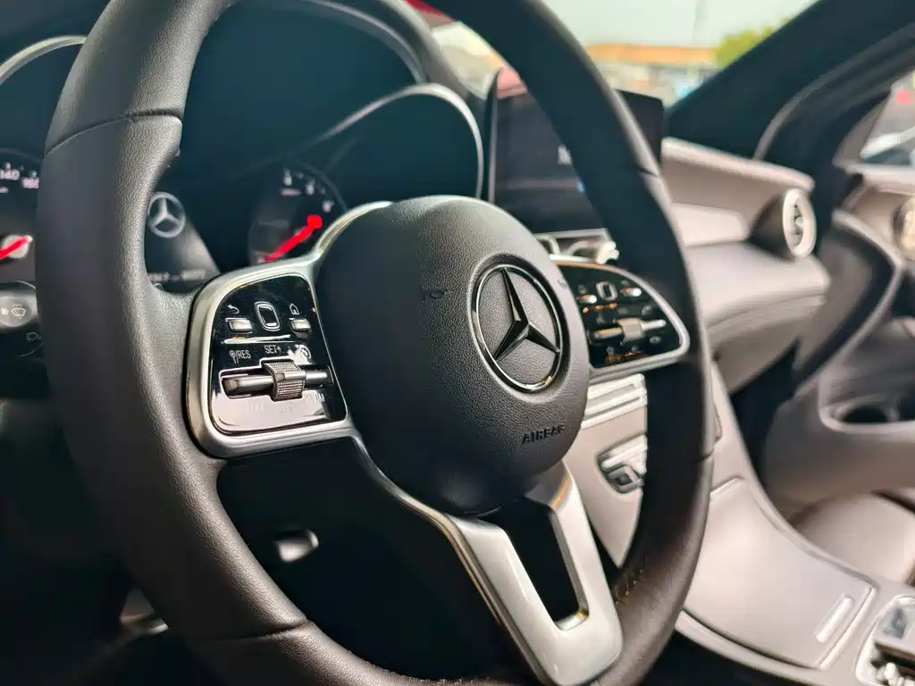 Mercedes-Benz GLC 2020
