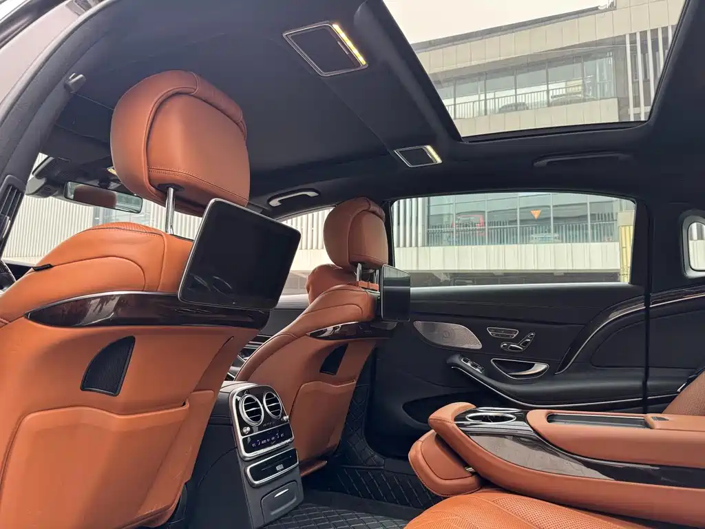 Mercedes-Benz Maybach S-Class 2021 — фото 8