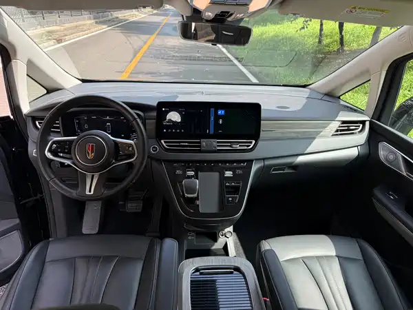 Hongqi HQ9 PHEV 2024