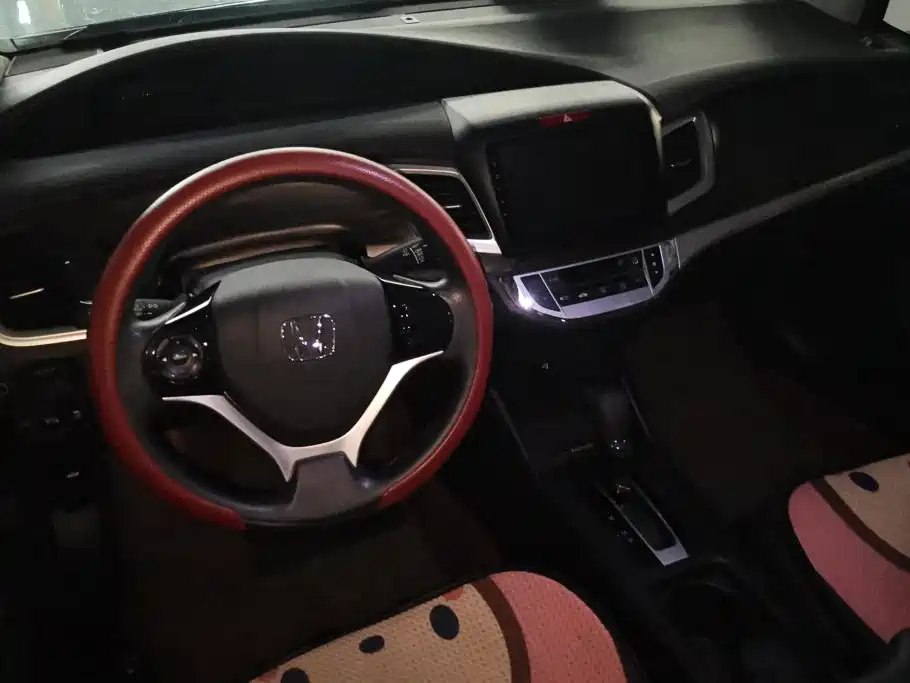 Honda Jade 2017 — фото 12