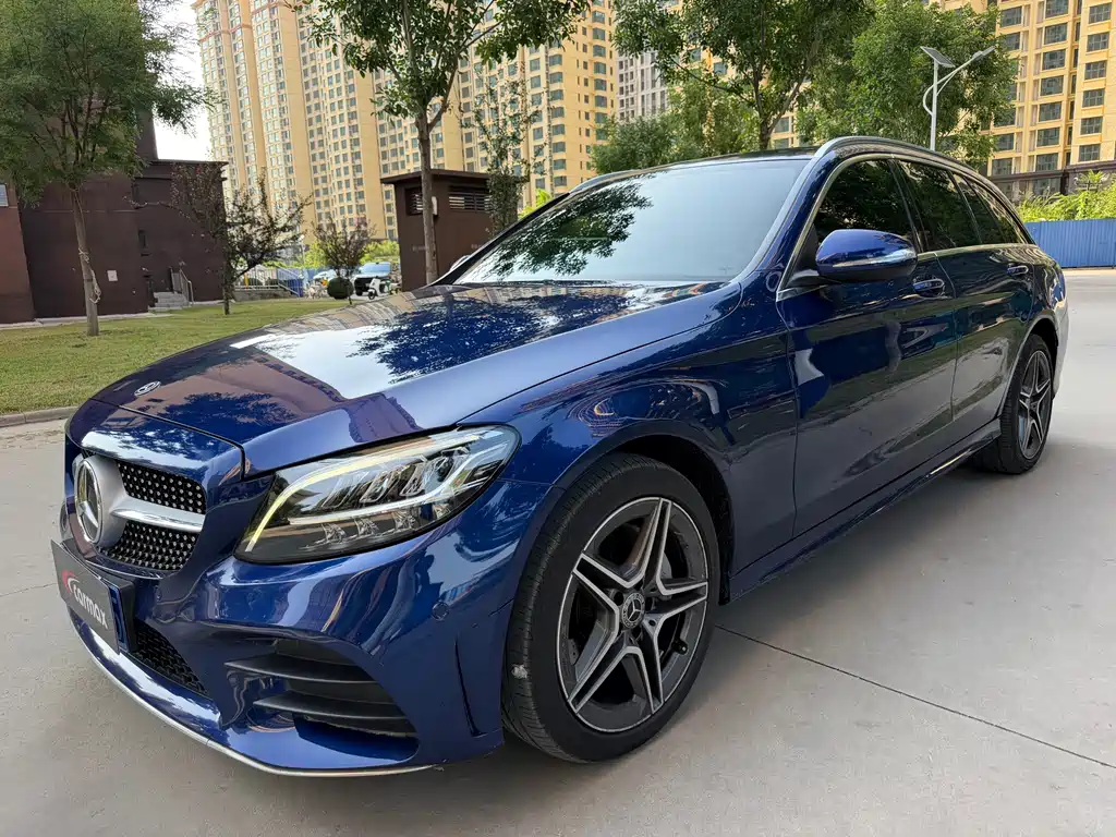 Mercedes-Benz C-Class 2020