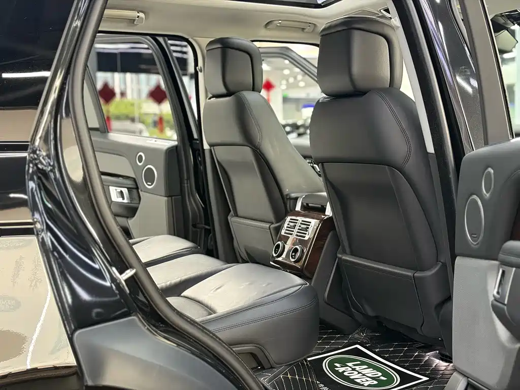 Land Rover Range Rover 2020 — фото 13