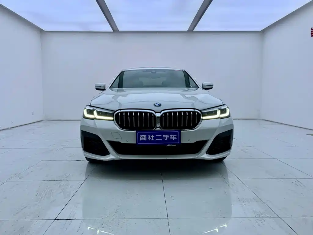 BMW 5 Series 2024