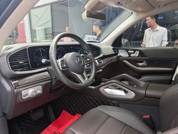 Mercedes-Benz GLS 2020