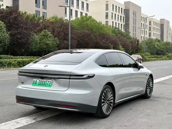 NIO ET7 2022