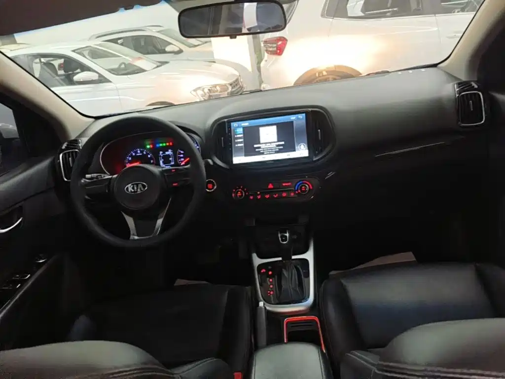 Kia KX3 2016 — фото 10