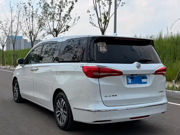 Buick GL8 2019