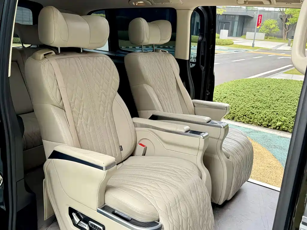 Mercedes-Benz Vito 2021 — фото 12