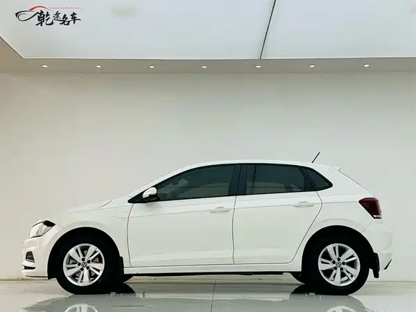 Volkswagen Polo 2021