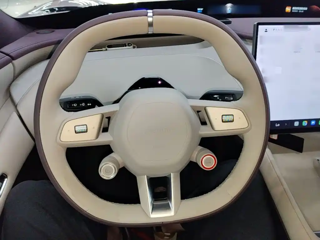 Xiaomi YU7 2025 — фото 11