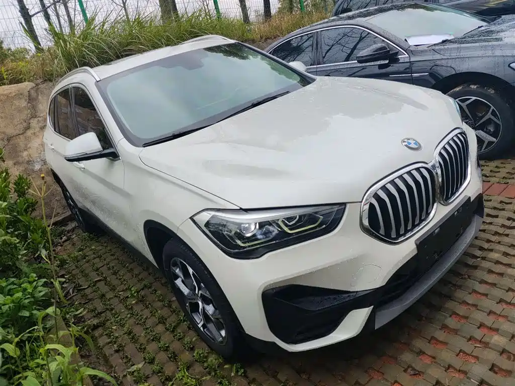 BMW X1 2021 — фото 4