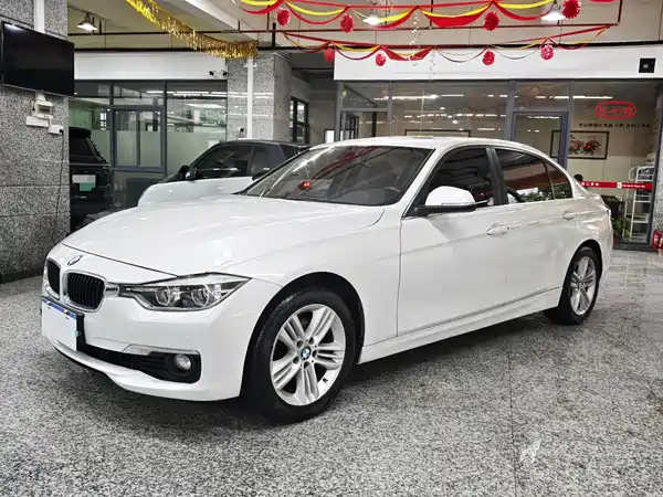 BMW 3 Series 2016