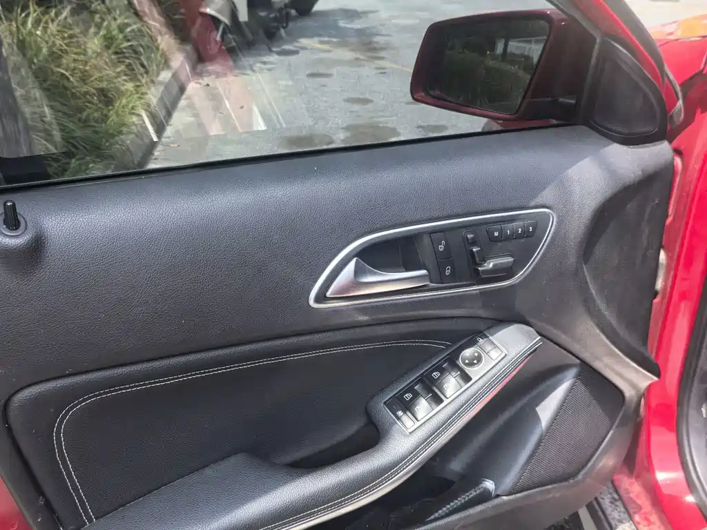 Mercedes-Benz GLA 2016