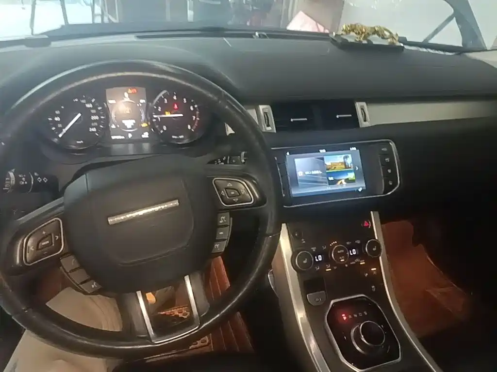 Land Rover Range Rover Evoque 2017 — фото 10