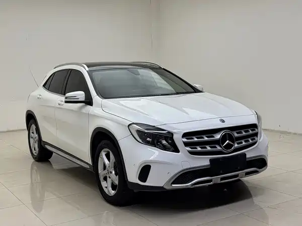Mercedes-Benz GLA 2017
