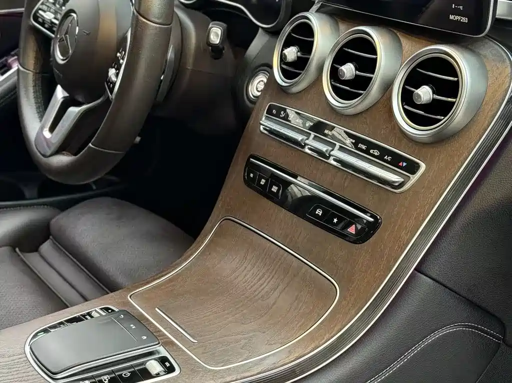 Mercedes-Benz GLC 2020 — фото 20