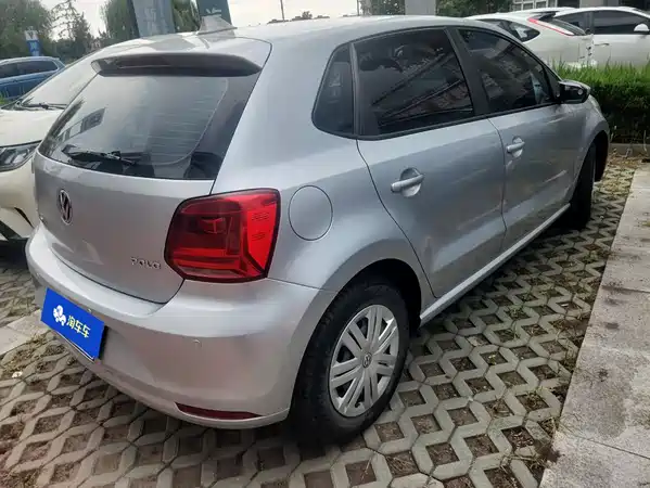Volkswagen Polo 2015