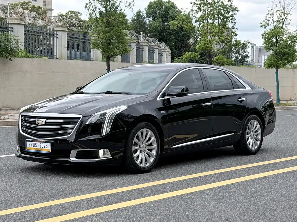 Cadillac XTS 2019 — фото 1