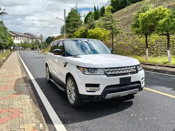 Land Rover Range Rover Sport 2014