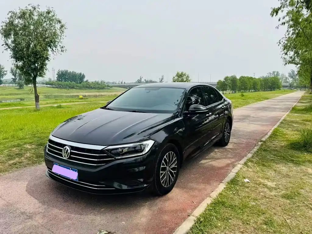 Volkswagen Sagitar 2020