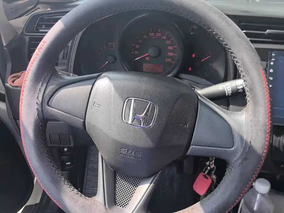 Honda Fit 2018 — фото 15