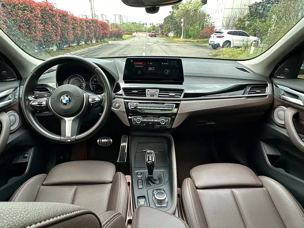 BMW X1 2020 — фото 13